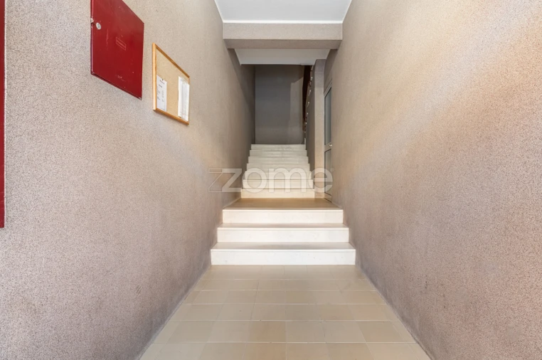 Apartamento T2 para Venda em Nogueira, Fraião e Lamaçães Foto 15