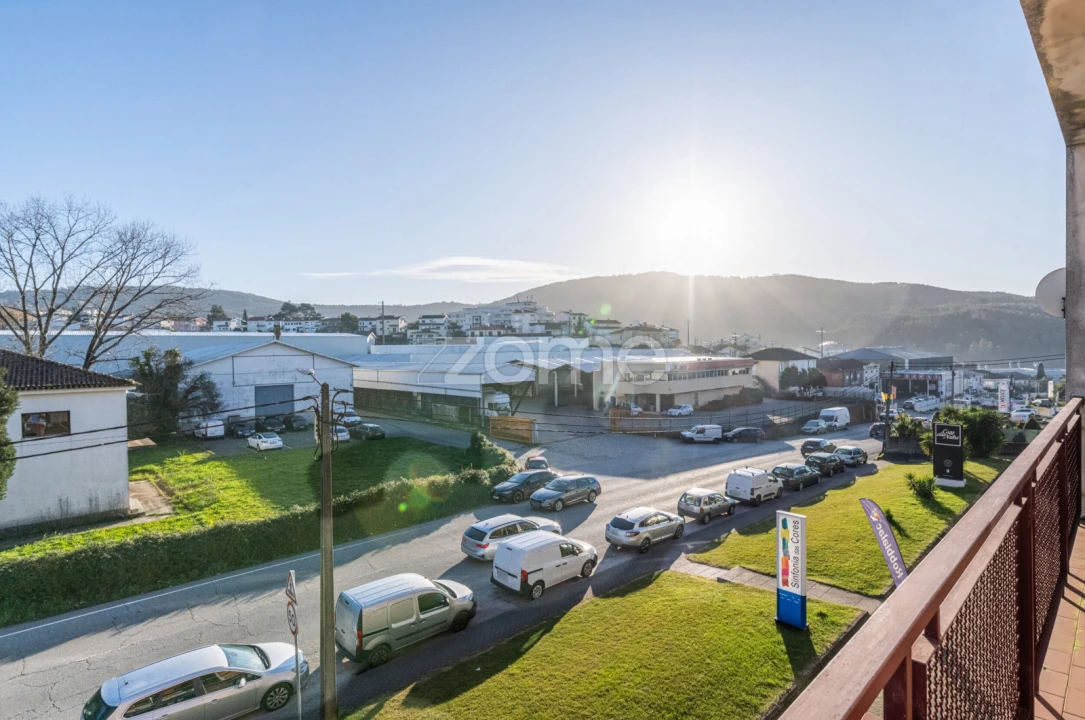 Apartamento T2 para Venda em Nogueira, Fraião e Lamaçães Foto 14