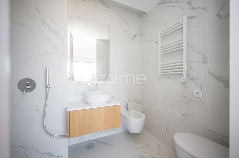 Apartamento T4 para Venda em Matosinhos e Leça da Palmeira Foto 33