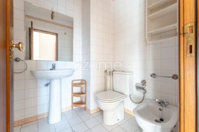Apartamento T3 para Arrendamento em Paranhos