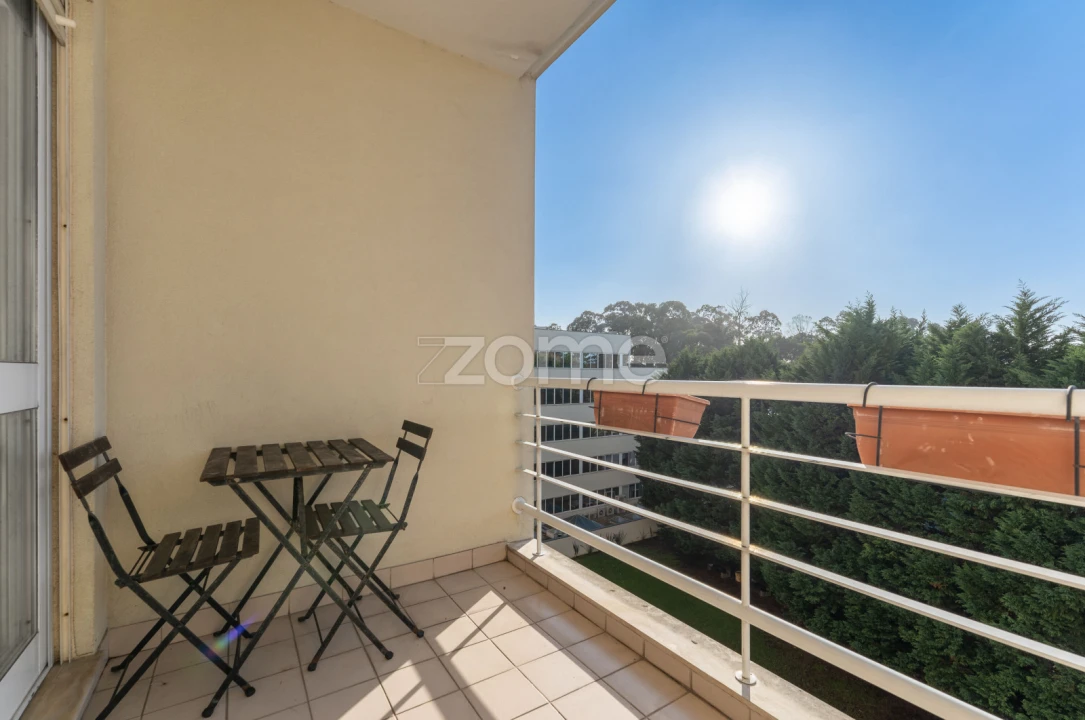 Apartamento T3 para Arrendamento em Paranhos Foto 12