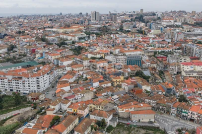 Apartamento T1 para Arrendamento em Campanhã