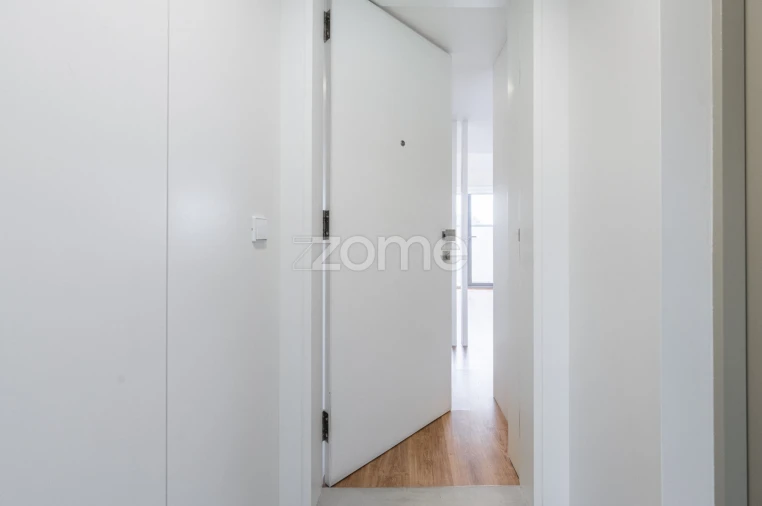 Apartamento T1 para Arrendamento em Campanhã Foto 8