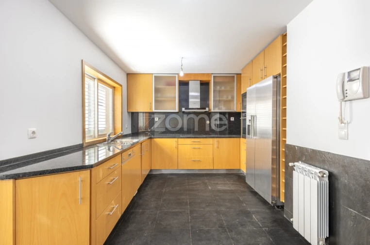 Moradia T5 para Venda em Gondomar (São Cosme), Valbom e Jovim Foto 34