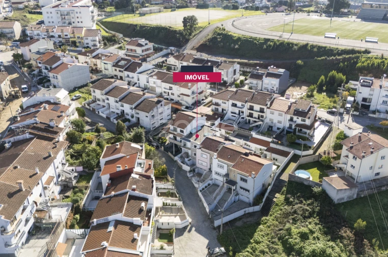 Moradia T5 para Venda em Gondomar (São Cosme), Valbom e Jovim Foto 51