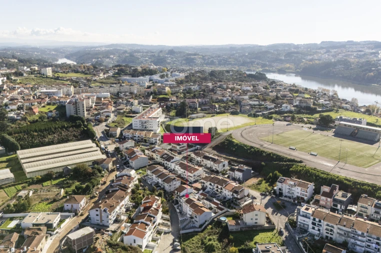 Moradia T5 para Venda em Gondomar (São Cosme), Valbom e Jovim Foto 50