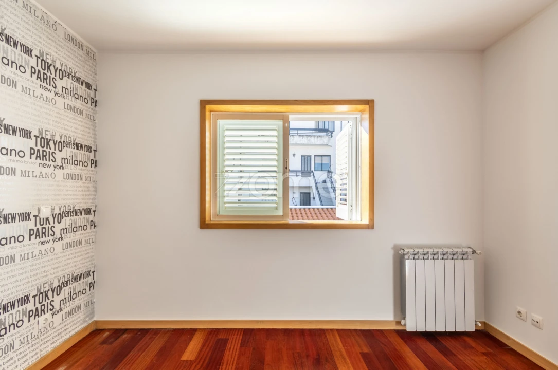 Moradia T5 para Venda em Gondomar (São Cosme), Valbom e Jovim Foto 23