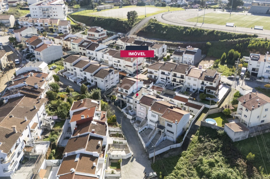 Moradia T5 para Venda em Gondomar (São Cosme), Valbom e Jovim Foto 51