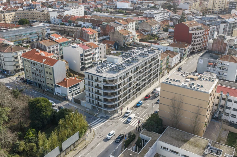 Apartamento T2 para Arrendamento em Cedofeita, Santo Ildefonso, Sé, Miragaia, São Nicolau e Vitória Foto 20
