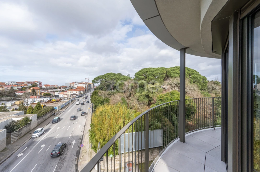 Apartamento T2 para Arrendamento em Cedofeita, Santo Ildefonso, Sé, Miragaia, São Nicolau e Vitória Foto 4