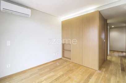 Apartamento T2 para Arrendamento em Paranhos