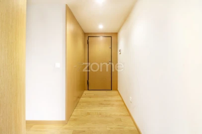 Apartamento T2 para Arrendamento em Paranhos