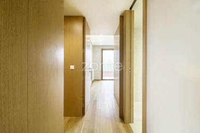 Apartamento T2 para Arrendamento em Paranhos
