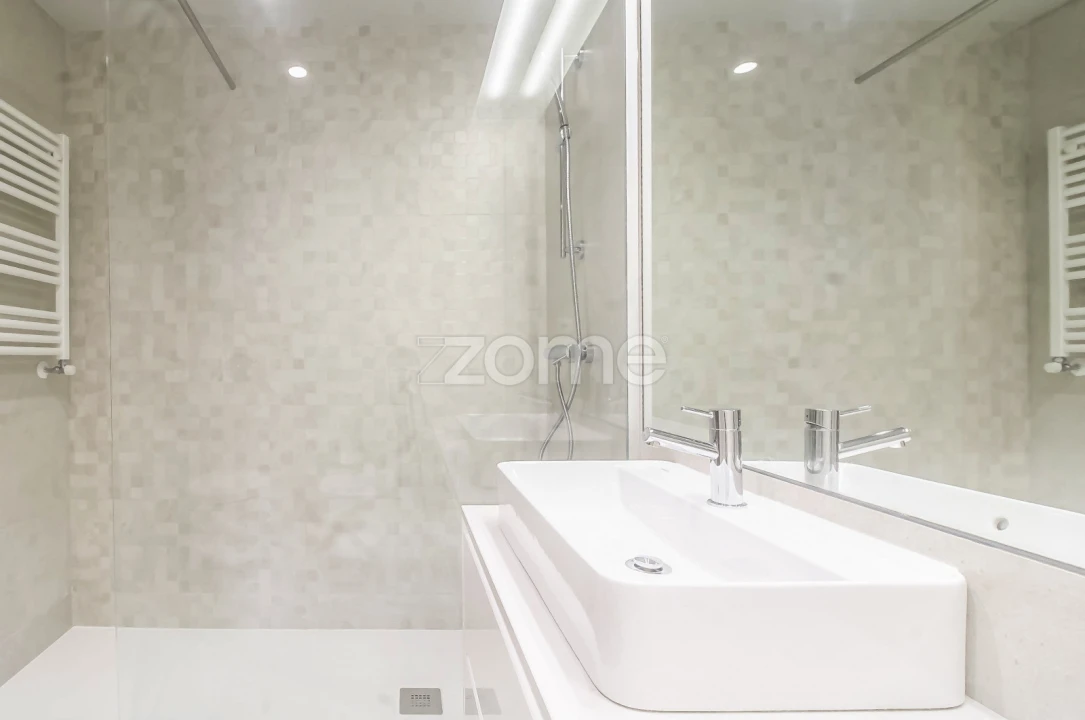 Apartamento T2 para Arrendamento em Paranhos Foto 29