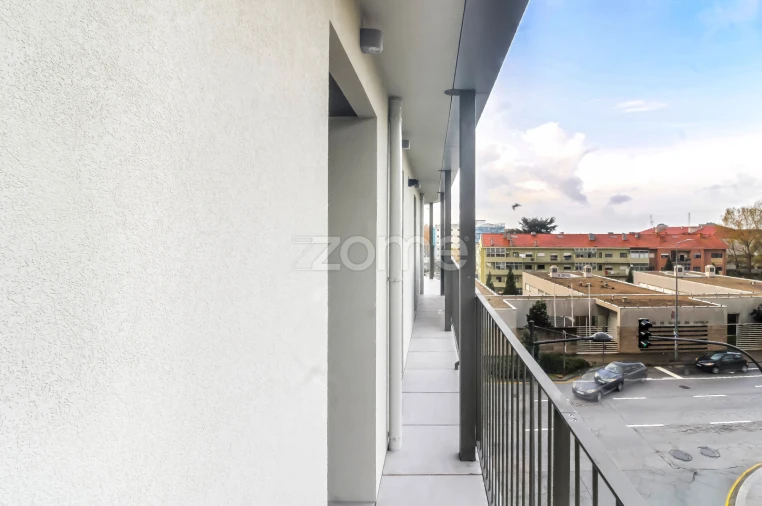 Apartamento T2 para Arrendamento em Paranhos Foto 23