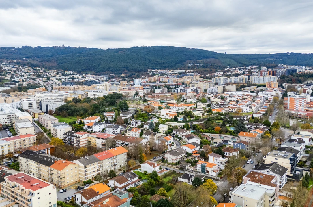 Terreno para Venda em Braga (São José de São Lázaro e São João do Souto) Foto 24