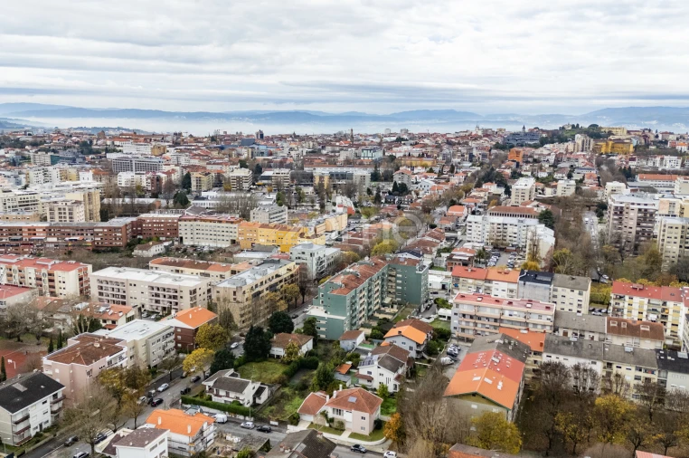 Terreno para Venda em Braga (São José de São Lázaro e São João do Souto) Foto 25