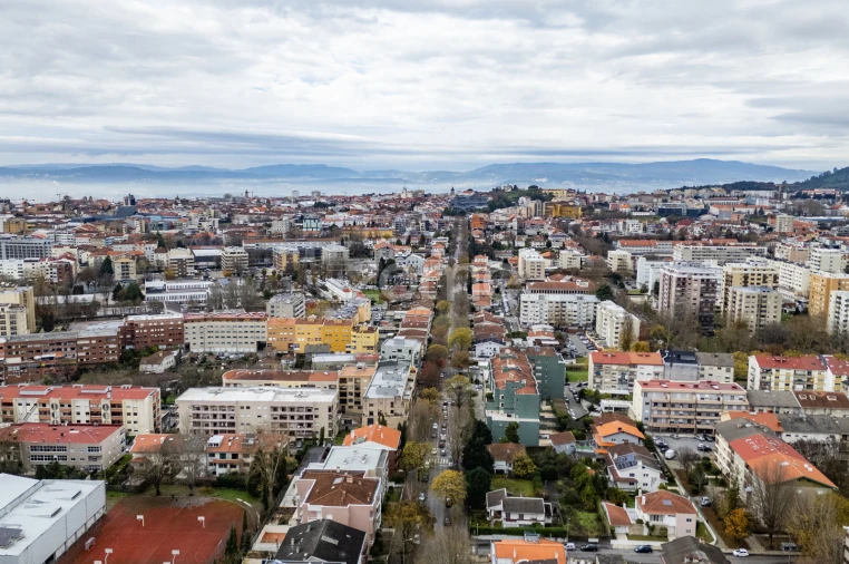Terreno para Venda em Braga (São José de São Lázaro e São João do Souto) Foto 26