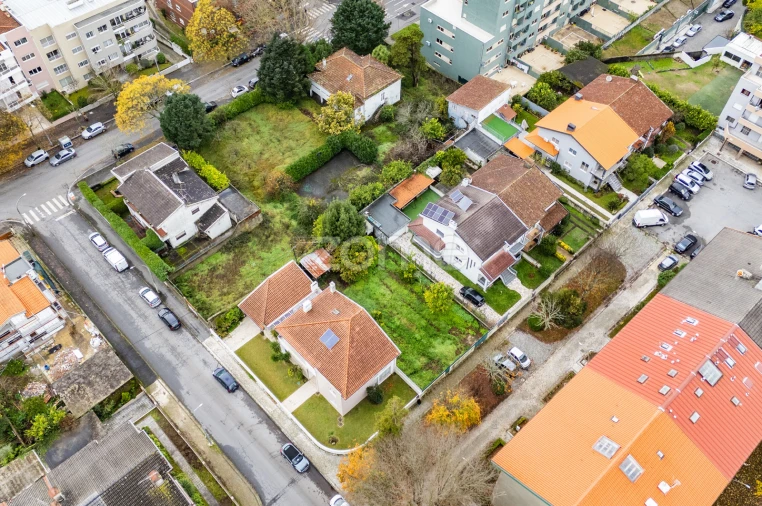 Terreno para Venda em Braga (São José de São Lázaro e São João do Souto) Foto 7