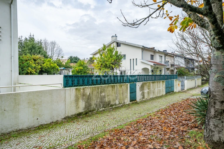 Terreno para Venda em Braga (São José de São Lázaro e São João do Souto) Foto 10