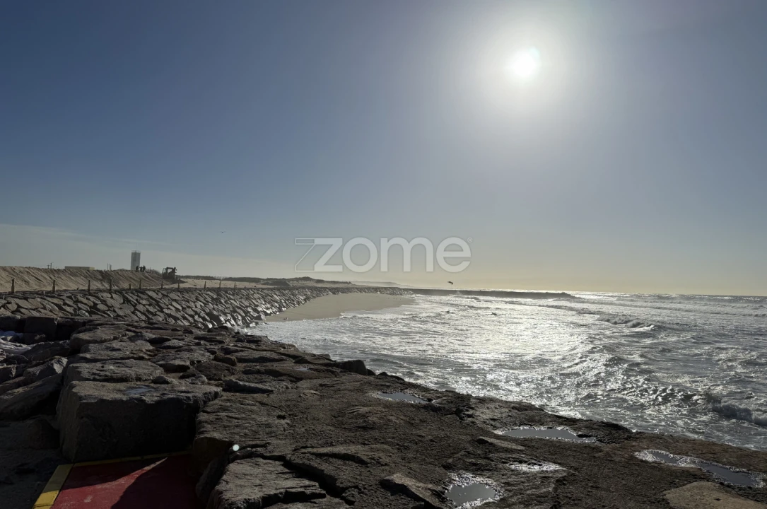 Terreno para Venda em Paramos Foto 1