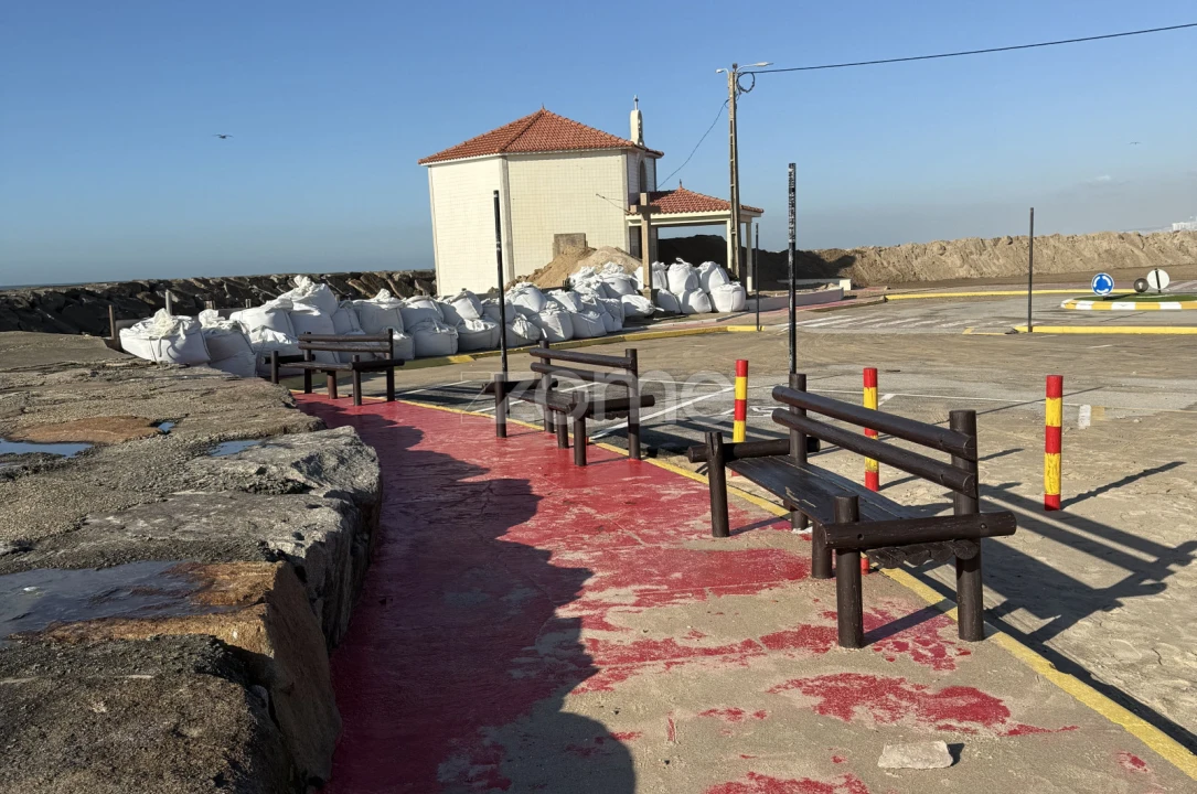 Terreno para Venda em Paramos Foto 8