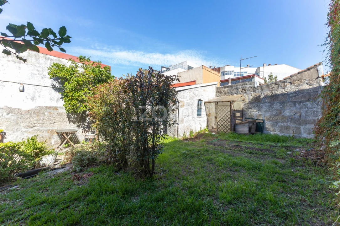 Apartamento T3 para Arrendamento em Ramalde Foto 23