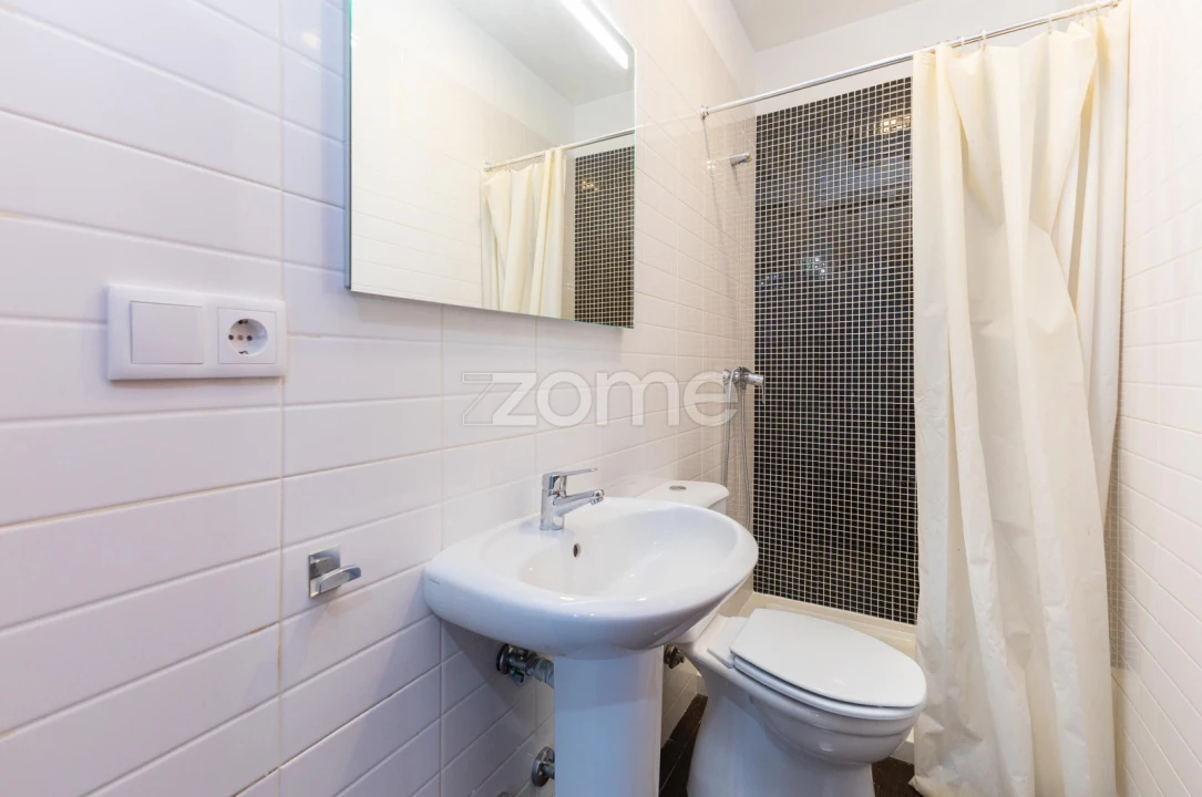 Apartamento T3 para Arrendamento em Ramalde Foto 25