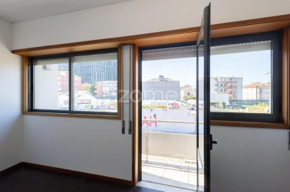 Apartamento T3 para Arrendamento em Ramalde