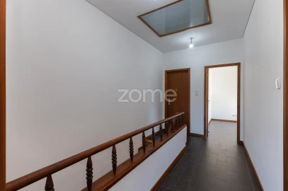 Apartamento T3 para Arrendamento em Ramalde