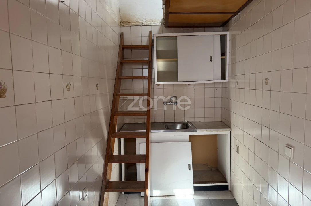 Moradia T1 para Venda em Campanhã Foto 8