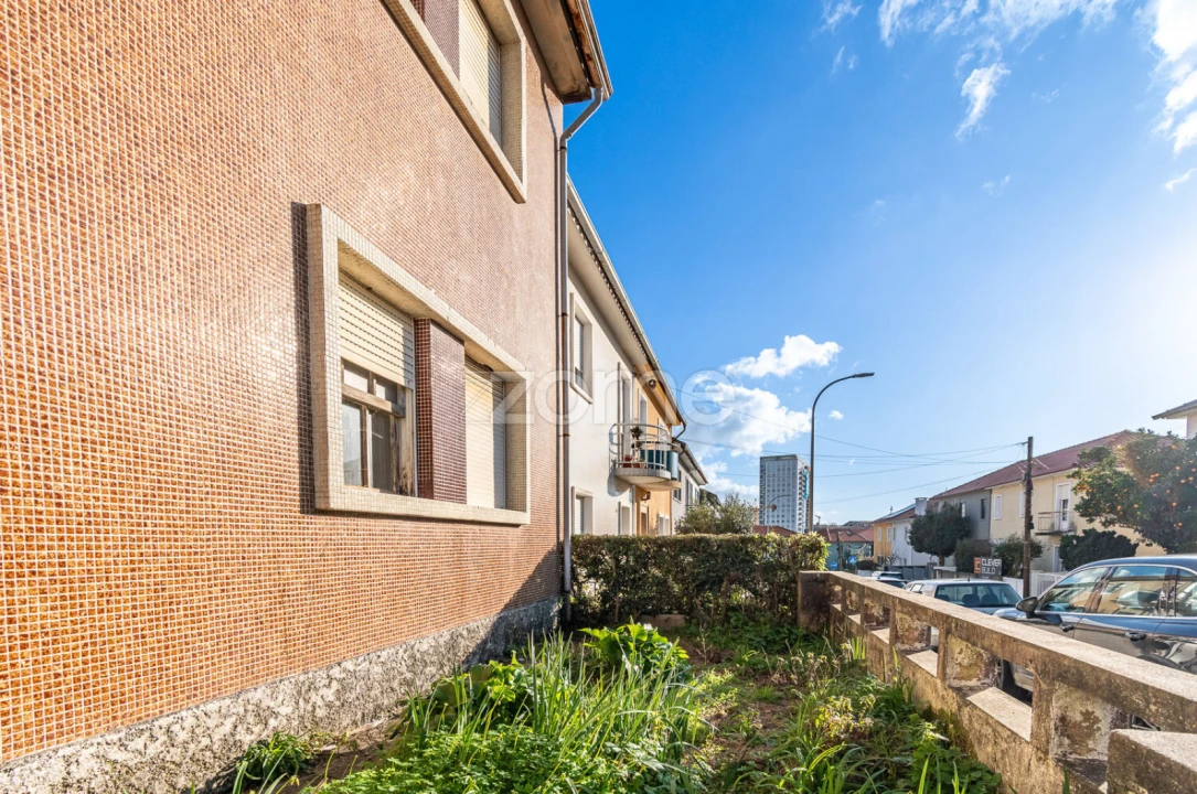 Moradia T3 para Venda em Aldoar, Foz do Douro e Nevogilde Foto 4