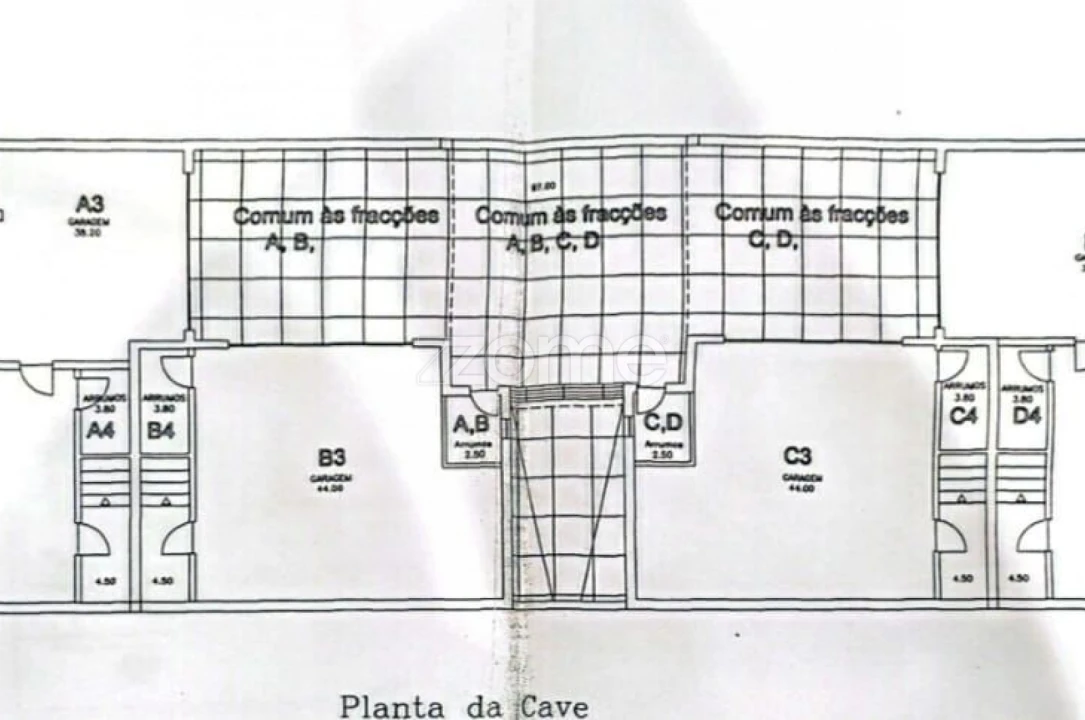 Moradia T4 para Venda em Vila Nova da Telha Foto 48