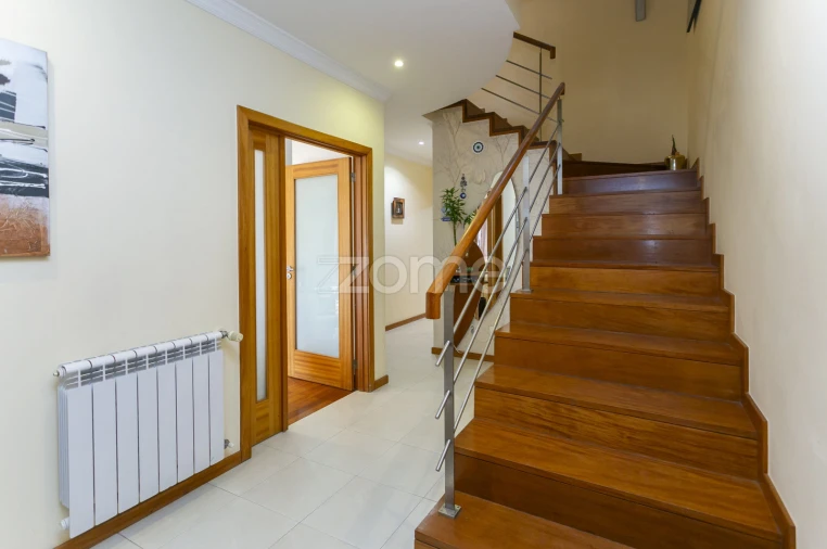 Moradia T4 para Venda em Vila Nova da Telha Foto 20