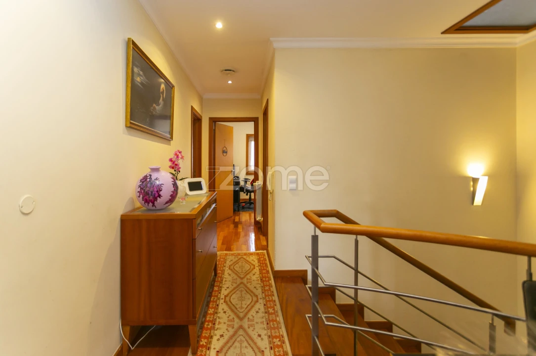 Moradia T4 para Venda em Vila Nova da Telha Foto 21