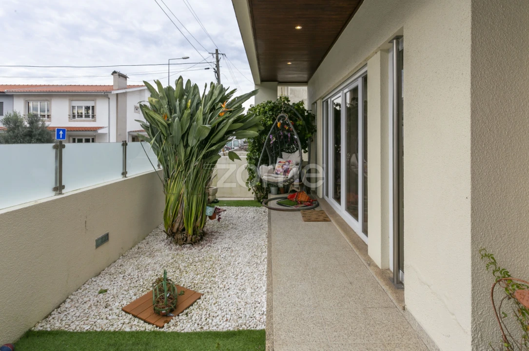 Moradia T4 para Venda em Vila Nova da Telha Foto 3
