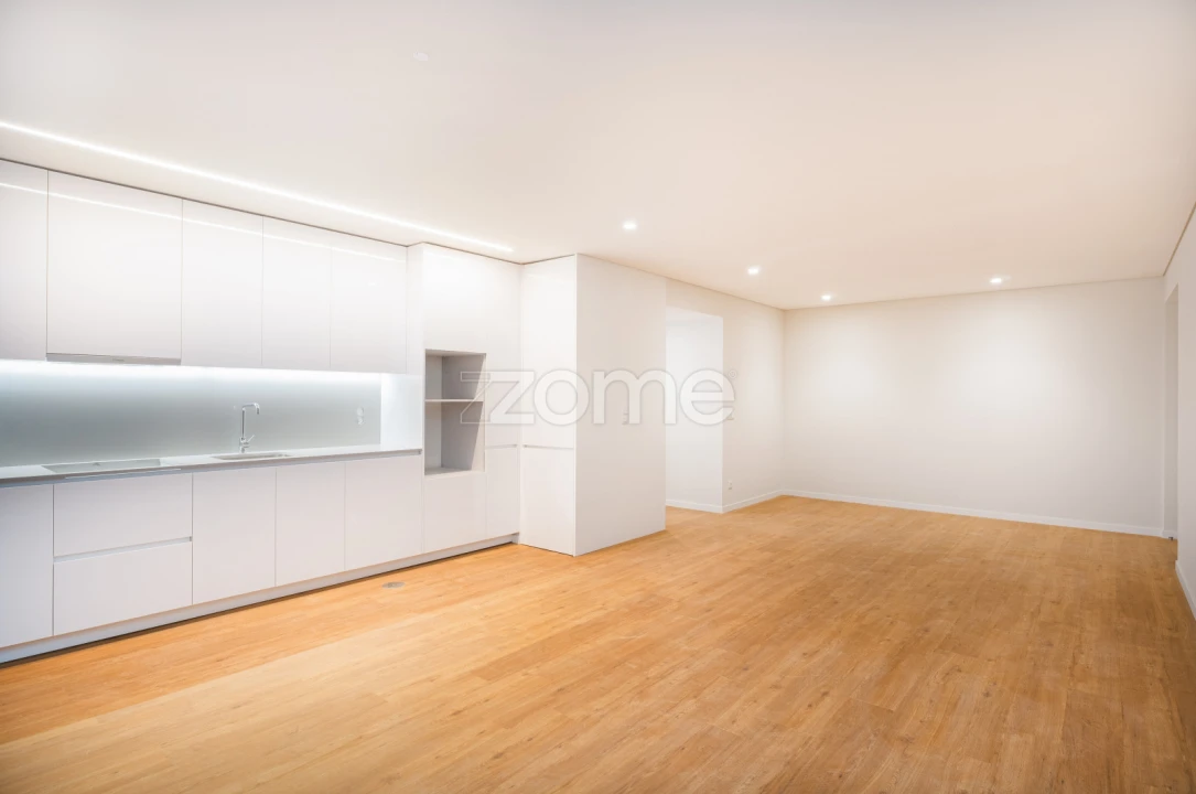 Apartamento T3 para Venda em Oliveira do Douro Foto 5