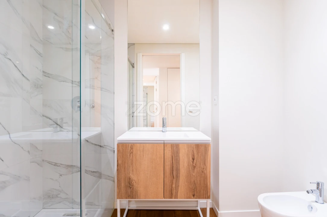 Apartamento T3 para Venda em Oliveira do Douro Foto 10