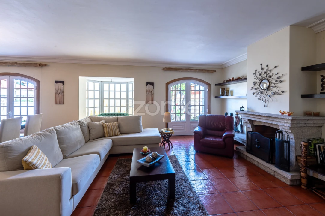 Moradia T3 para Venda em Arcozelo Foto 8