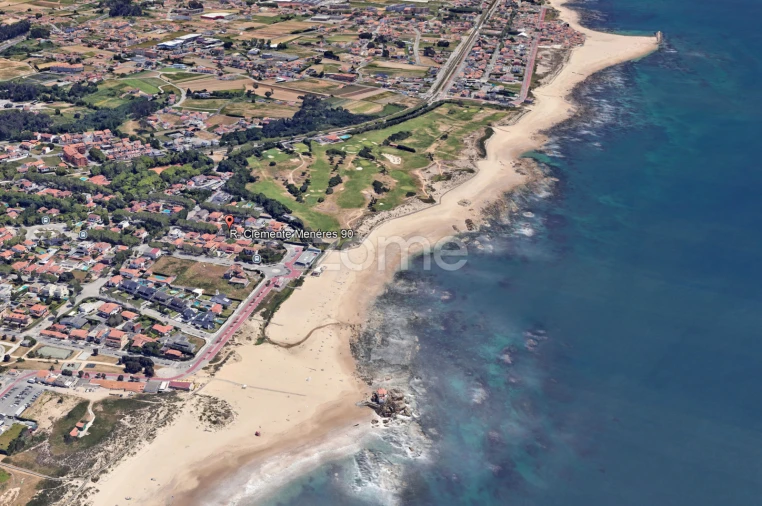 Moradia T3 para Venda em Arcozelo Foto 22