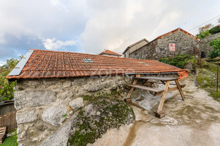 Moradia T1 para Venda em Aboim, Felgueiras, Gontim e Pedraído Foto 4