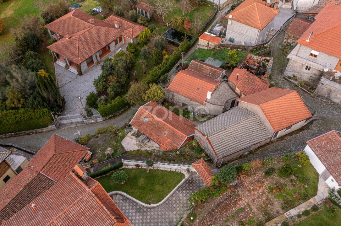 Moradia T1 para Venda em Aboim, Felgueiras, Gontim e Pedraído Foto 35