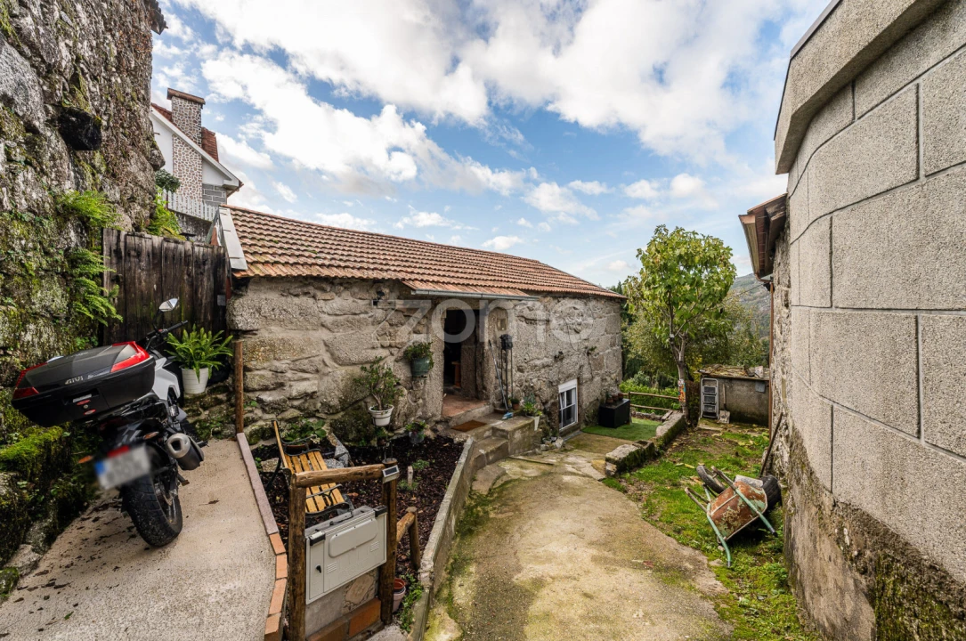 Moradia T1 para Venda em Aboim, Felgueiras, Gontim e Pedraído Foto 8