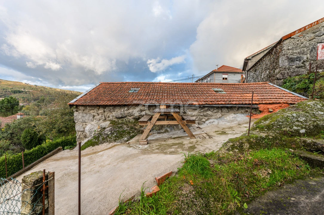 Moradia T1 para Venda em Aboim, Felgueiras, Gontim e Pedraído Foto 6