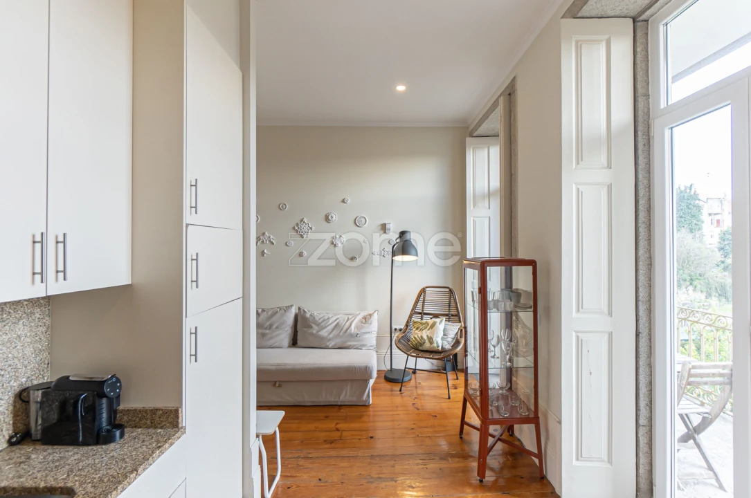 Apartamento T1 para Venda em Cedofeita, Santo Ildefonso, Sé, Miragaia, São Nicolau e Vitória Foto 1