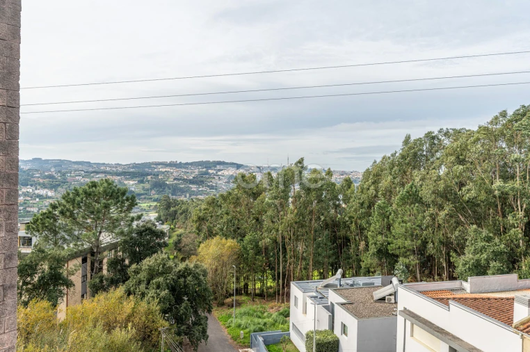 Apartamento T2 para Arrendamento em Gondomar (São Cosme), Valbom e Jovim Foto 36