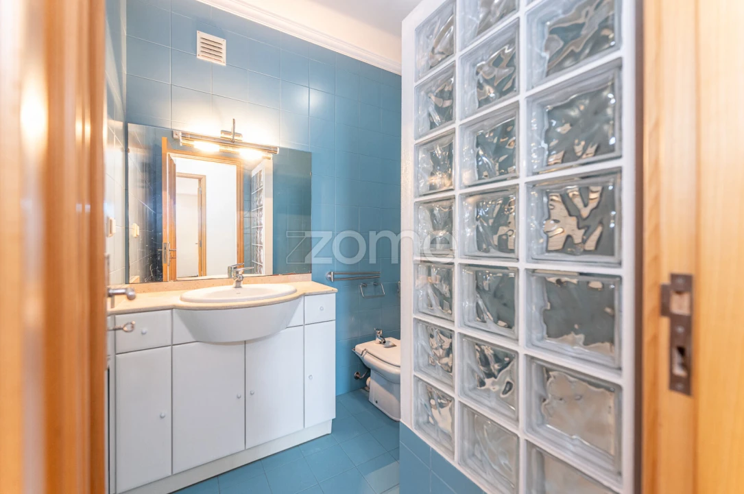 Apartamento T2 para Arrendamento em Gondomar (São Cosme), Valbom e Jovim Foto 21