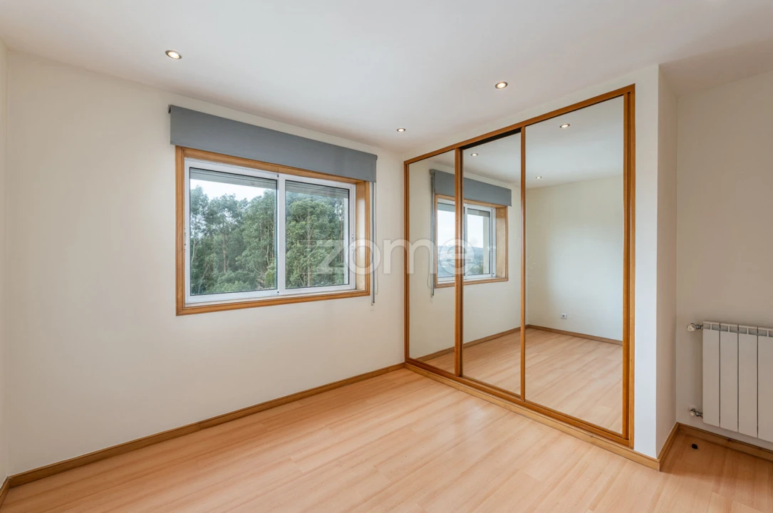 Apartamento T2 para Arrendamento em Gondomar (São Cosme), Valbom e Jovim Foto 28