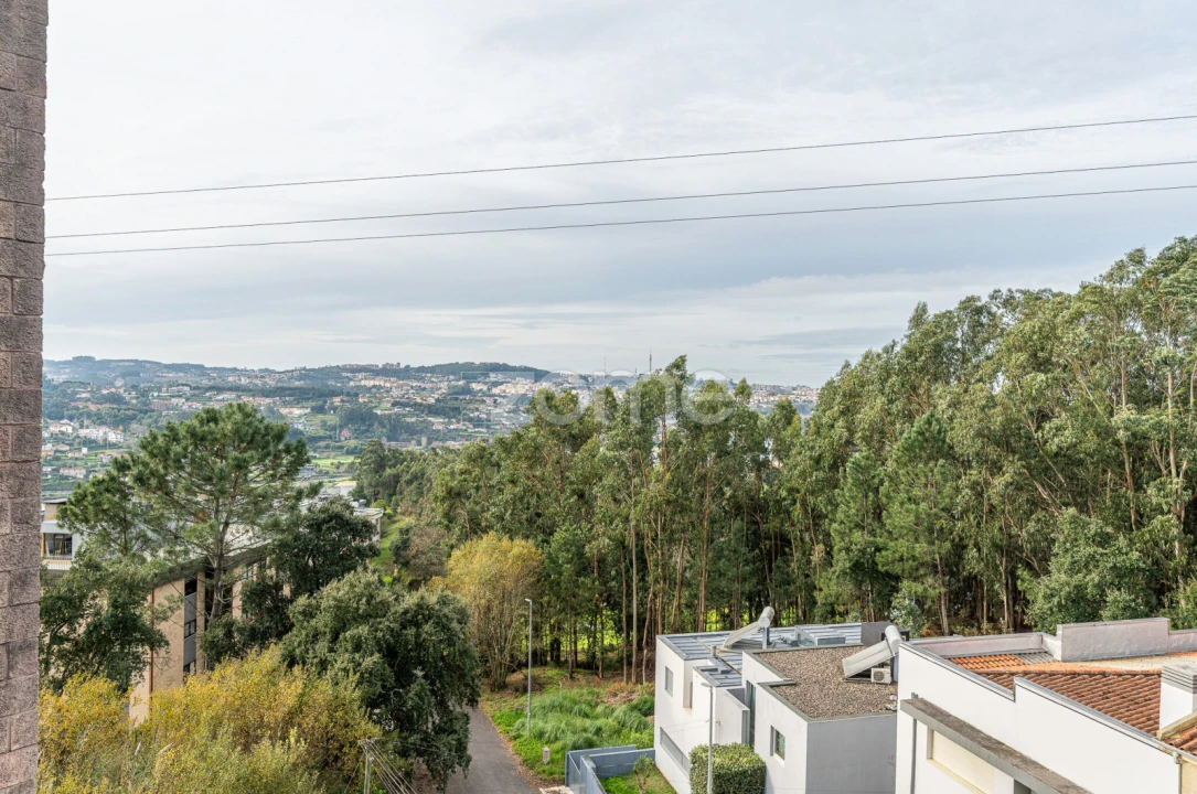 Apartamento T2 para Arrendamento em Gondomar (São Cosme), Valbom e Jovim Foto 36