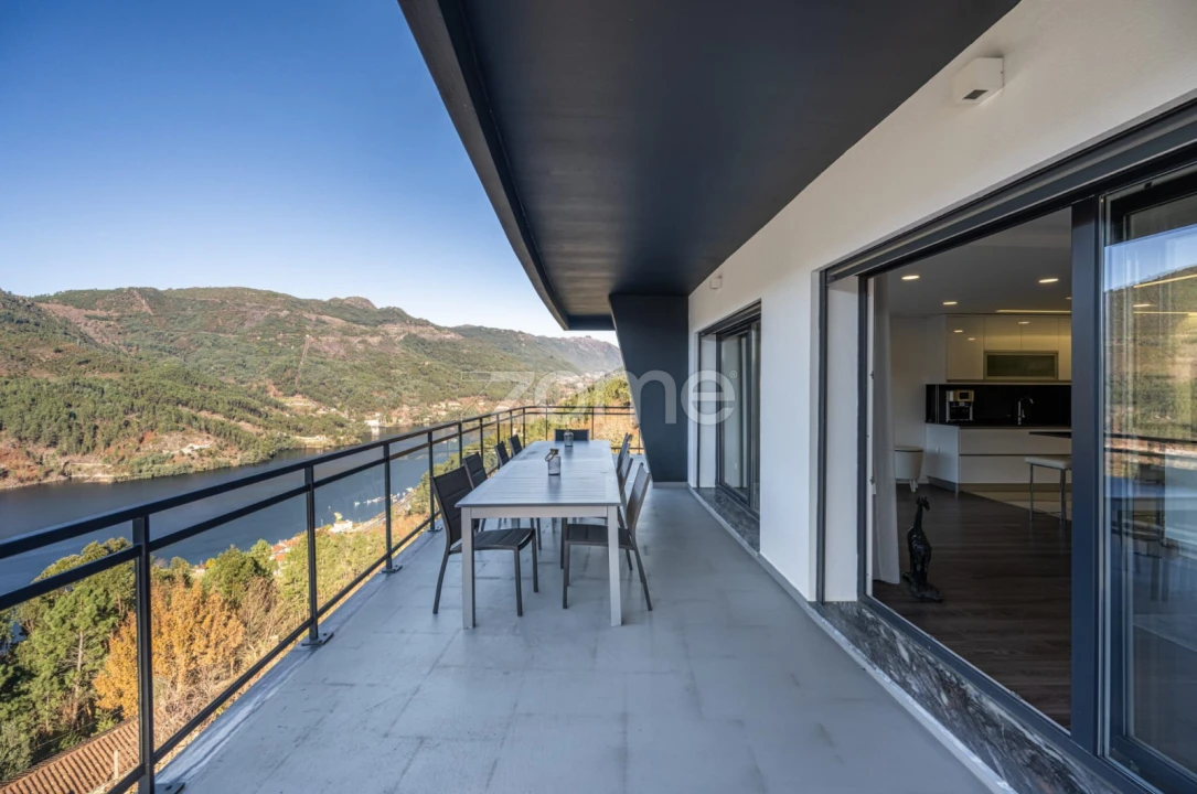 Moradia T4 para Venda em Vilar da Veiga Foto 29